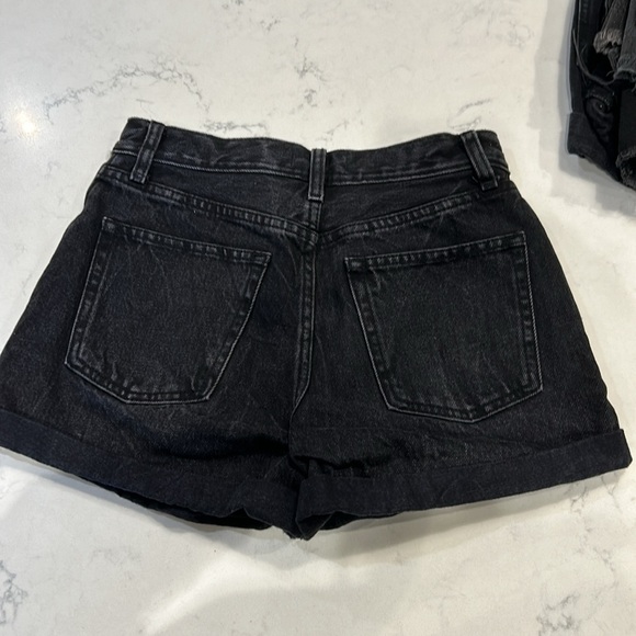Abercrombie & Fitch Annie High Rise Shorts - Picture 2 of 9